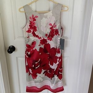 NWT Donna Ricco Vanilla Claret Floral Ruched Dress